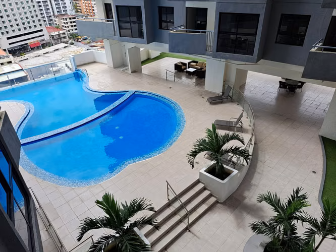 Melissa Foster Luxury vende apartamento en PH WORLDWIDE, Vía España. MFR2070