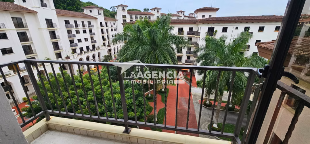 Albrook, Alquiler de Apartamento en Embassy Village con vista al residencial