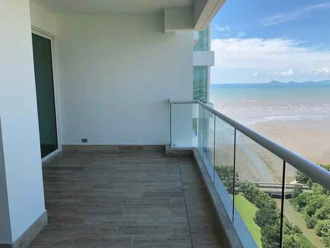 Melissa Foster Luxury alquila apartamento en PH ARIA, Costa del Este. MFR2072