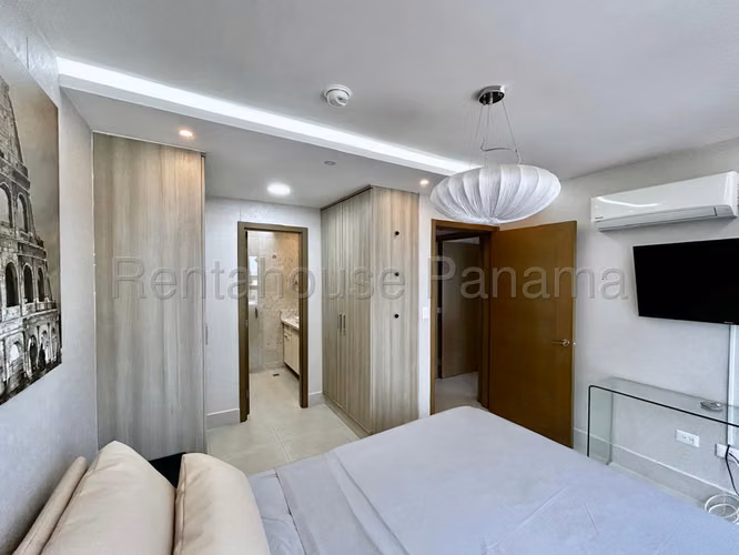 Se Vende Apartamento en Obarrio LA26-9038