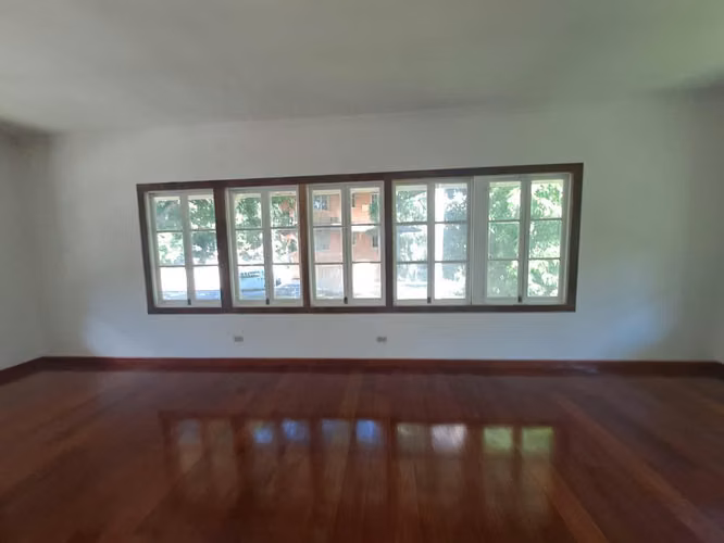 Melissa Foster Luxury vende casa en Balboa, frente al Tribunal Electoral. MFR2073