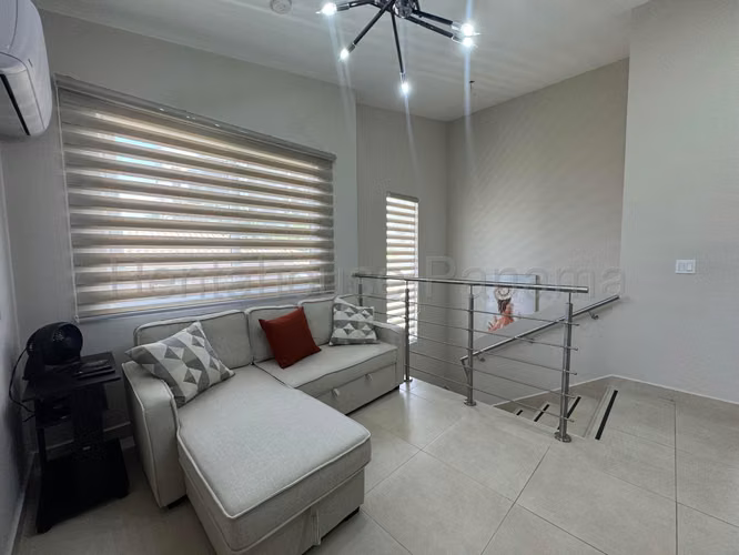 Se Vende Casa en Panama Pacifico LA27-232