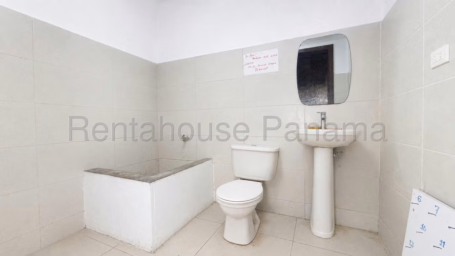 Se Vende Local en Bellavista LA27-472