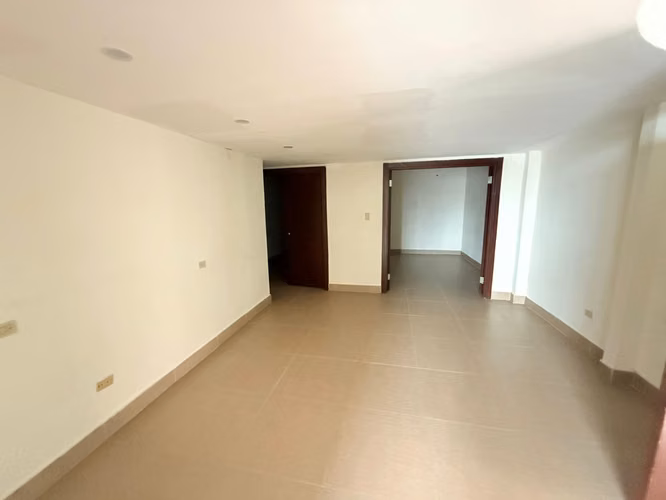 Alquiler–Casa Comercial o Residencial, 1,200 m²