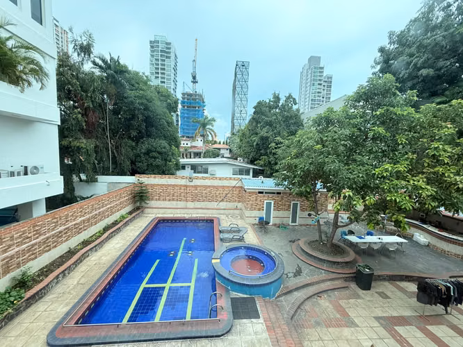 Alquiler–Casa Comercial o Residencial, 1,200 m²