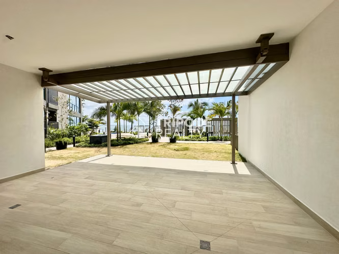 Apartamento nuevo con terraza The Palms Ocean Reef