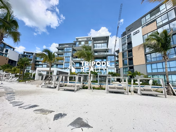 Apartamento nuevo con terraza The Palms Ocean Reef