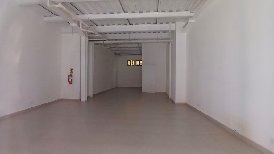 Alquiler de Oficina o Local Comercial de 105 m² en Casco Viejo