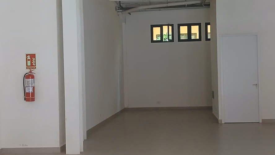 Alquiler de Oficina o Local Comercial de 105 m² en Casco Viejo