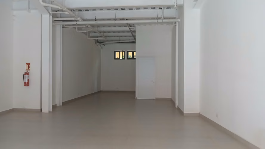 Alquiler de Oficina o Local Comercial de 105 m² en Casco Viejo