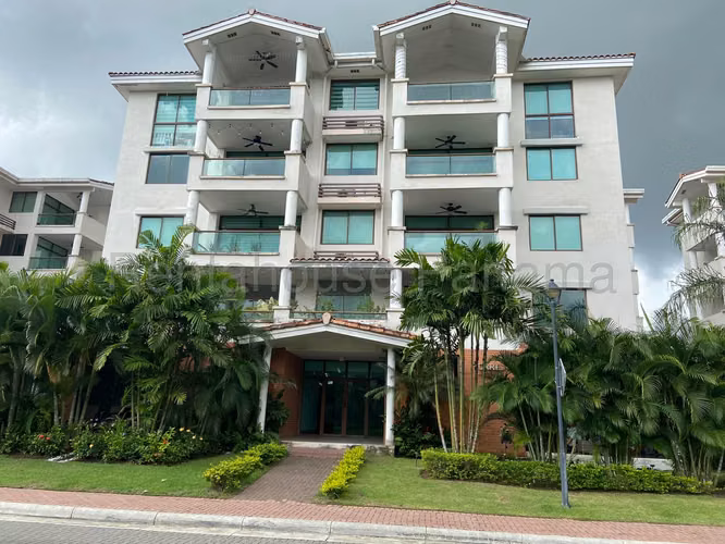 VENTA DE APARTAMENTO EN COSTA SUR DCD26-7923