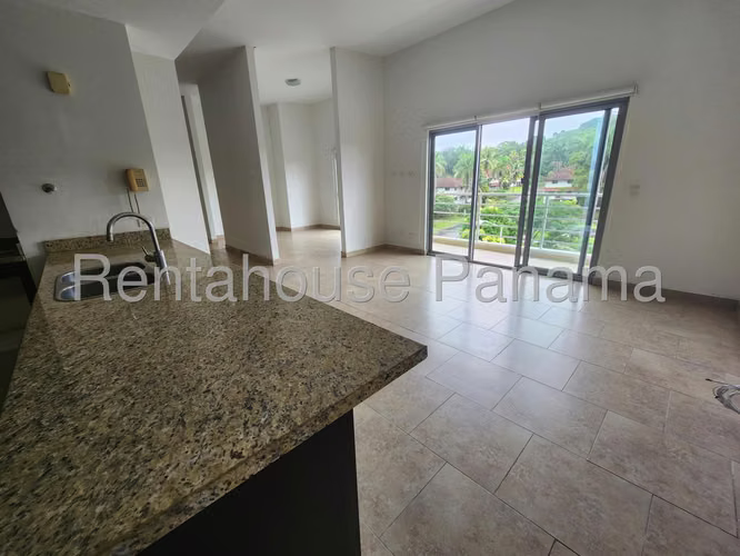 Venta Apartamento Panama Pacífico - YD