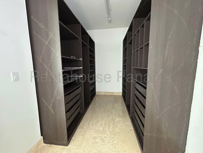 Venta Apartamento Punta Pacífica - YD