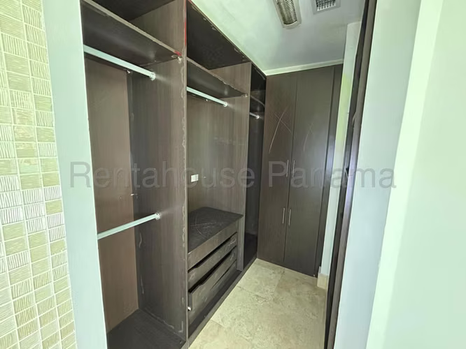 Venta Apartamento Punta Pacífica - YD