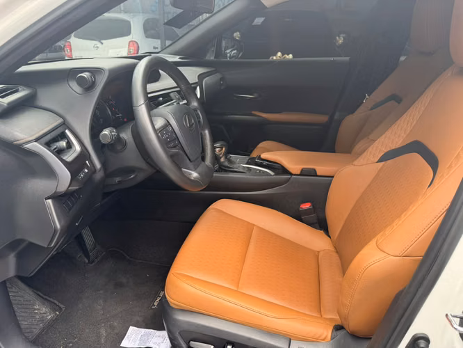 Lexus UX 250h 2022