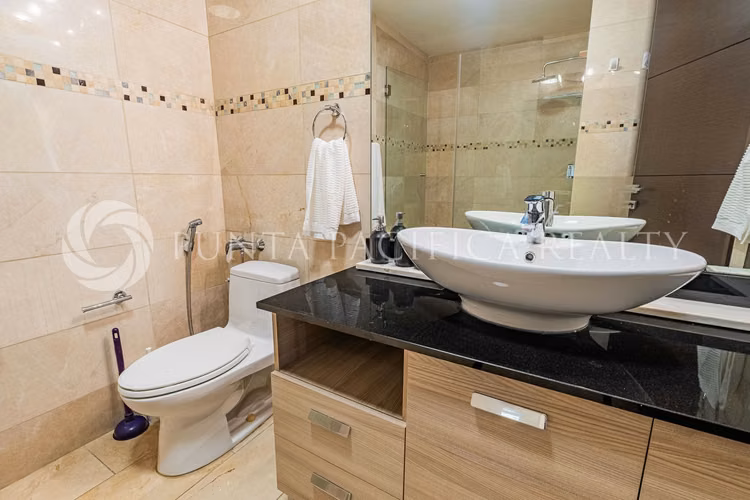 Grand Tower para renta, de 1 habitación, Amoblado