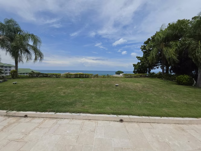 VENDO CASA. BIJAO. PLAYA. GOLF. PADEL. PISCINA. VISTA AL MAR.