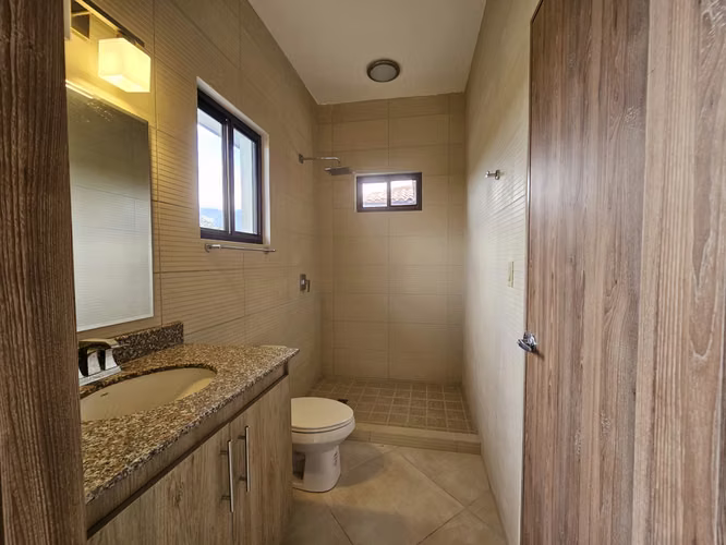 CASA LISTA PARA HABITAR | COMUNIDAD ECUESTRE, BOQUETE