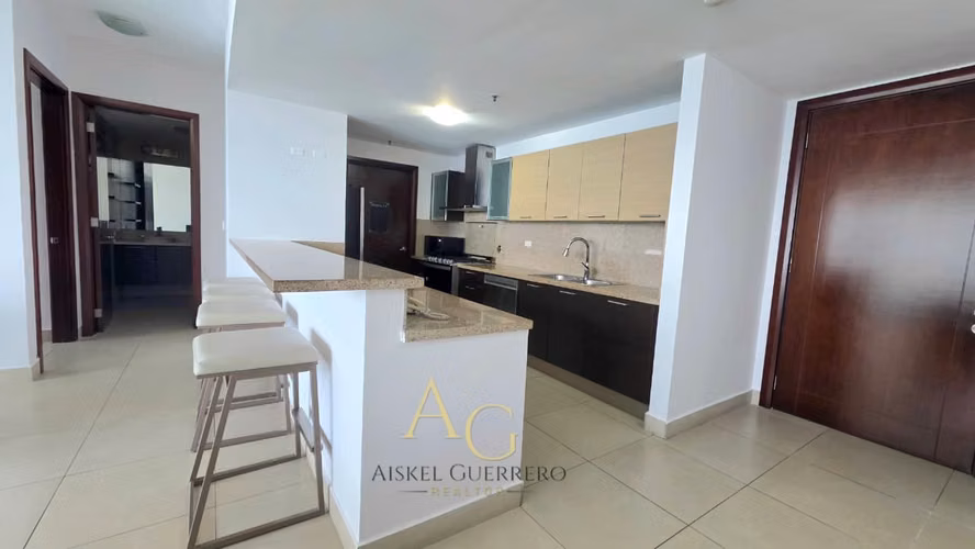 Apartamento Amoblado vista al Mar – Punta Pacífica