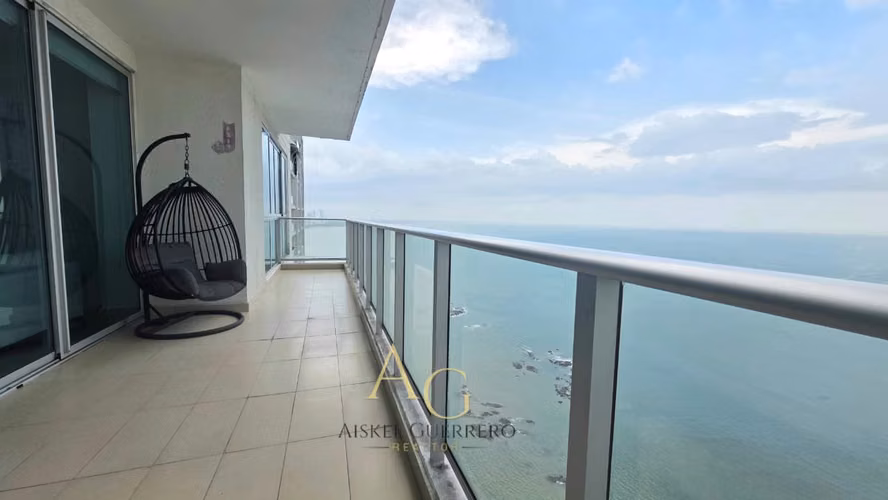 Apartamento Amoblado vista al Mar – Punta Pacífica