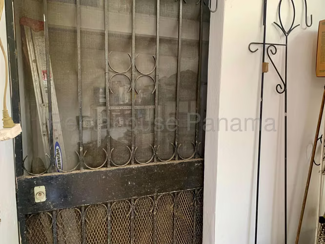 VENTA DE CASA EN CASA EN LA ALAMEDA HQ