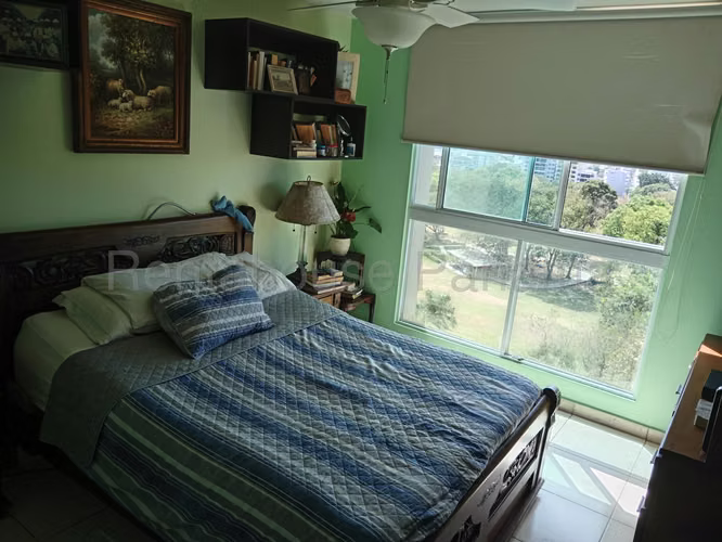 Apartamento en Venta de 121.48 m² en Carrasquilla 27PPM565