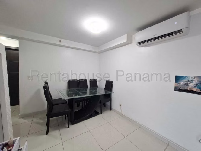 Oportunidad! Apartamento en Venta en el Carmen 27PPM572