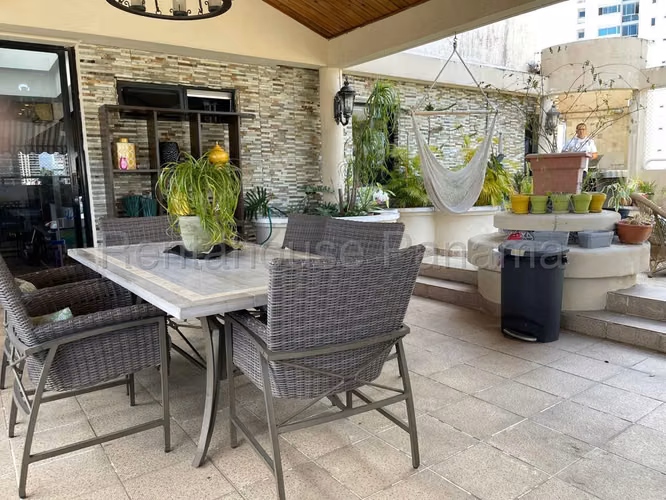 VENTA DE APARTAMENTO EN TORRE MARBELLA HQ
