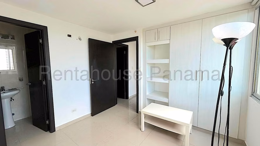 Apartamento en Venta en Carrasquilla. PH PARK POINT. 27LDC568