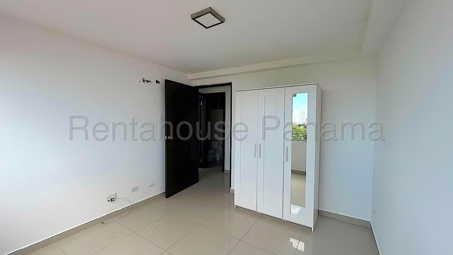 Apartamento en Venta en Carrasquilla. PH PARK POINT. 27LDC568