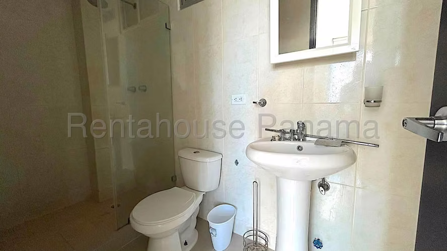 Apartamento en Venta en Carrasquilla. PH PARK POINT. 27LDC568