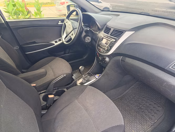 VENDO ACCENT AUTOMÁTICO - Imagen 6