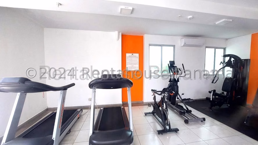 Apartamento en Alquiler en el Carmen. PH TRINITY TOWER. 27LDC544
