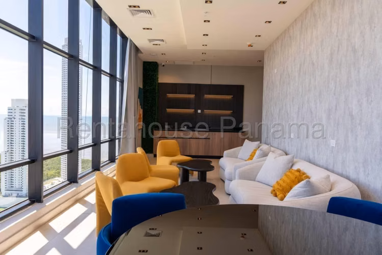 Se Alquila Apartamento en Costa del Este VLU26-8547