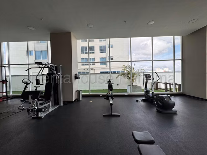 Se Vende Apartamento en Costa del Este VLU26-3931