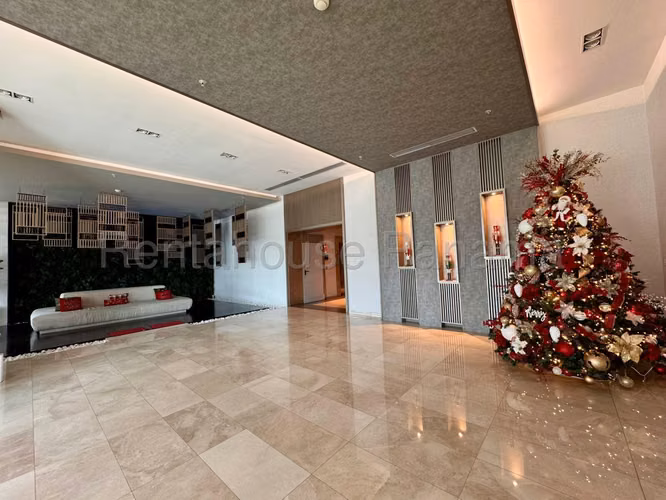 Se Vende Apartamento en Costa del Este VLU26-3931
