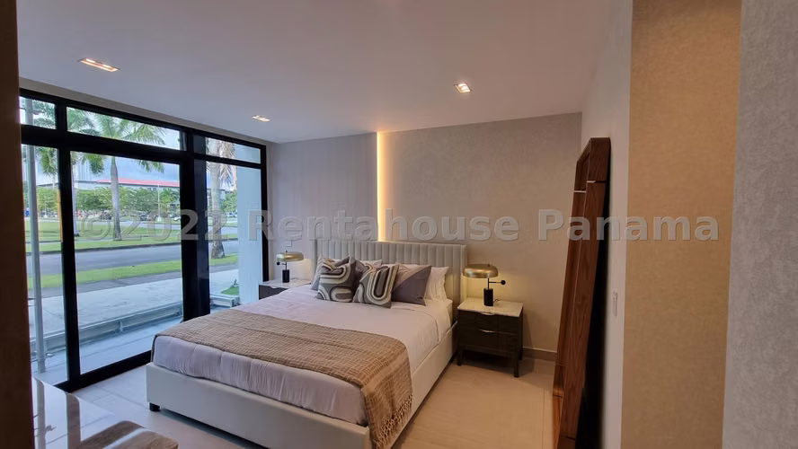 Se Vende Apartamento en Costa del Este VLU27-10