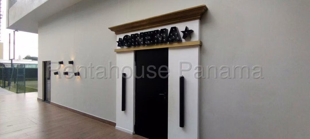 Se Vende Apartamento en Costa del Este VLU27-77