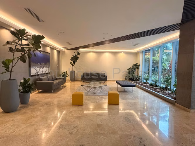 Se Vende Apartamento en Costa del Este VLU27-370