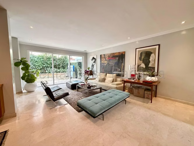Venta de casa en Palmeras del Este 27MVCH631