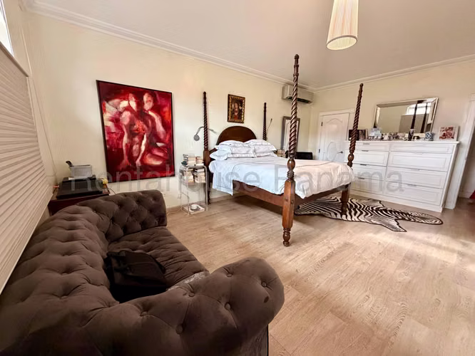 Venta de casa en Palmeras del Este 27MVCH631