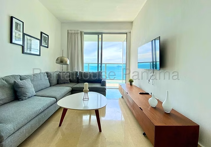 Vendo Apartamento en Avenida Balboa LC26-5180