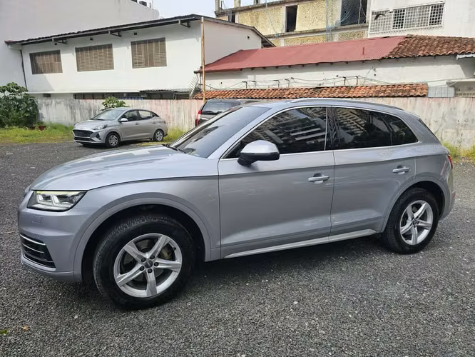 Audi Q5 Del 2018 EXCELENTE ESTADO