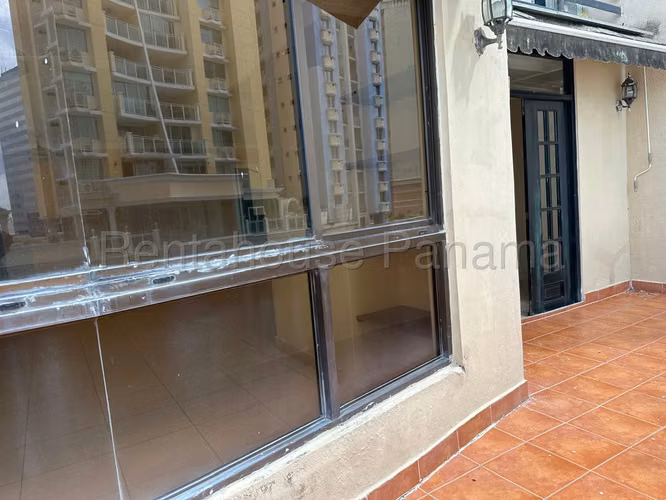 Se Vende Apartamento en Punta Pacifica MDV27-528