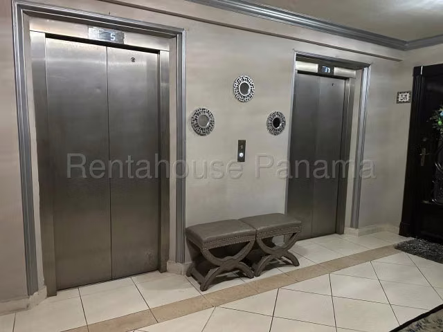 Venta de Exclusivo Apartamento de 210m² en Punta Pacífica - PH Courtyard View - 27GP528