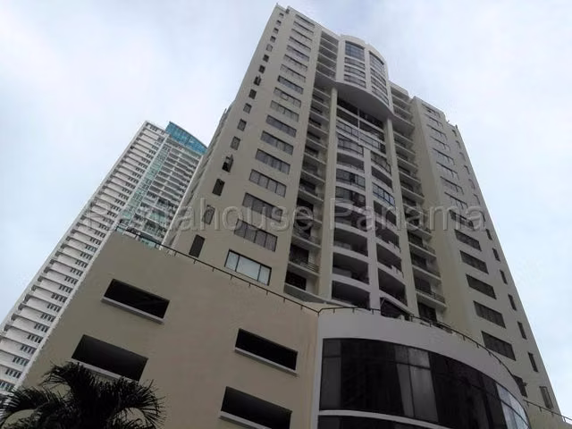 Venta de Exclusivo Apartamento de 210m² en Punta Pacífica - PH Courtyard View - 27GP528
