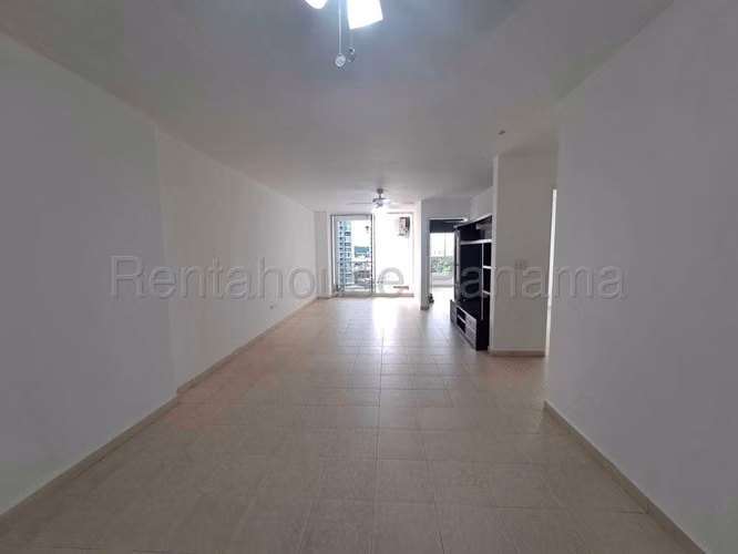 Se Vende Apartamento en El Cangrejo YDU