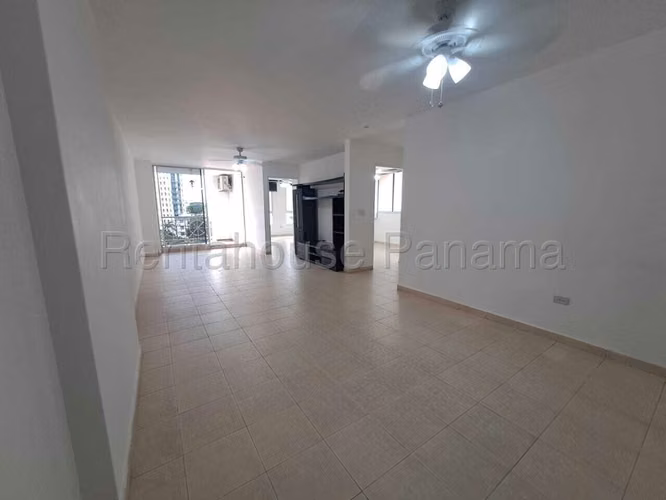 Se Vende Apartamento en El Cangrejo YDU