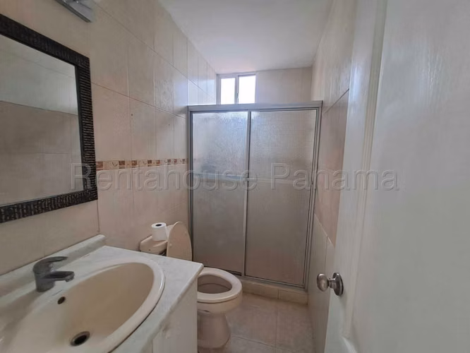 Se Vende Apartamento en El Cangrejo YDU
