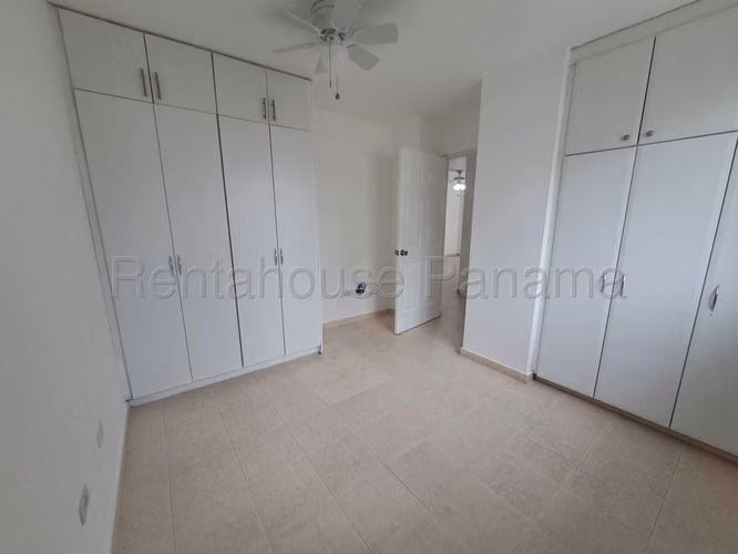 Se Vende Apartamento en El Cangrejo YDU